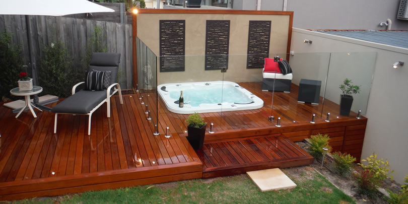 GLEN IRIS DECKING PROJECT