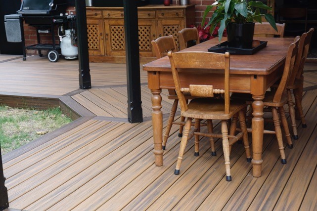 ELSTERNWICK DECK PROJECT