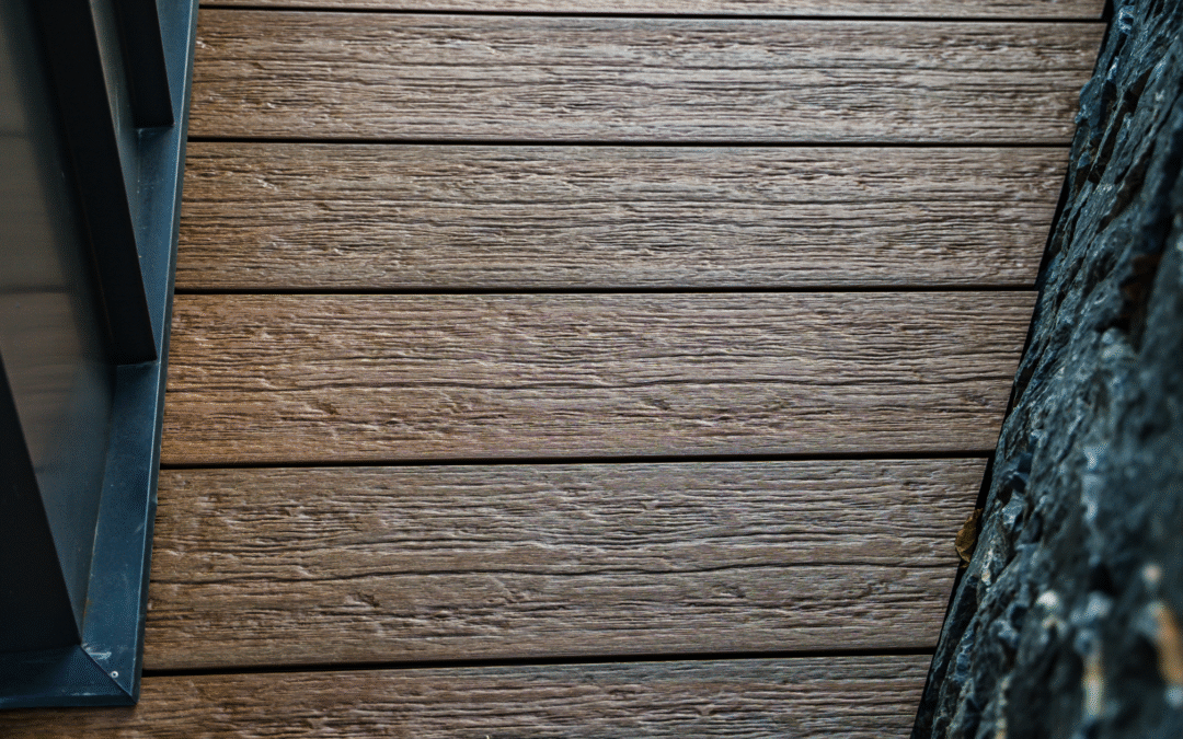 How to Choose the Right Composite Decking: Durability, Design & Upkeep on the Gold Coast